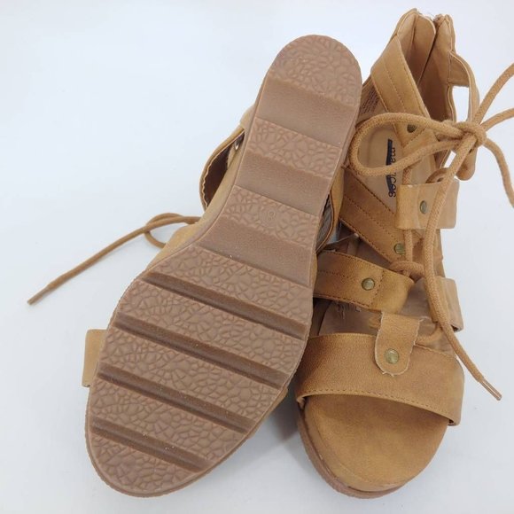 Maurices Womens Francesca Ghille Sandals Brown Wedge Heel Back Zip Platform 7M - Picture 5 of 11